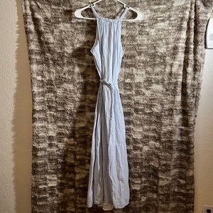 Long blue dress with tie